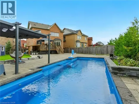 200 Giddings Crescent Milton ON L9T 7A7