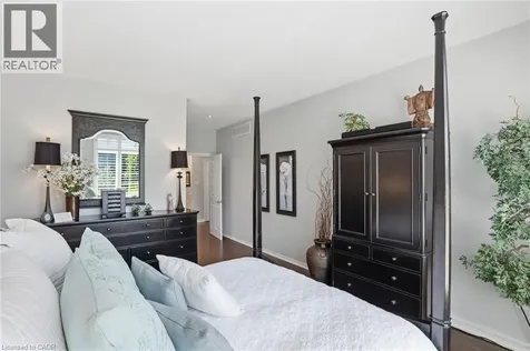 2258 Turnberry Road Burlington ON L7M 4S6