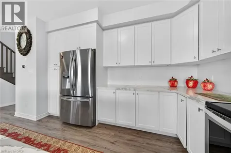 71 Foothills Lane Stoney Creek ON L8E 0K1