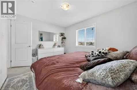 71 Foothills Lane Stoney Creek ON L8E 0K1