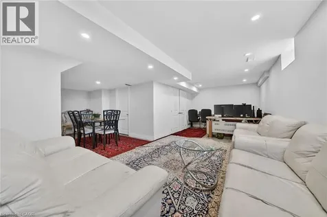 71 Foothills Lane Stoney Creek ON L8E 0K1