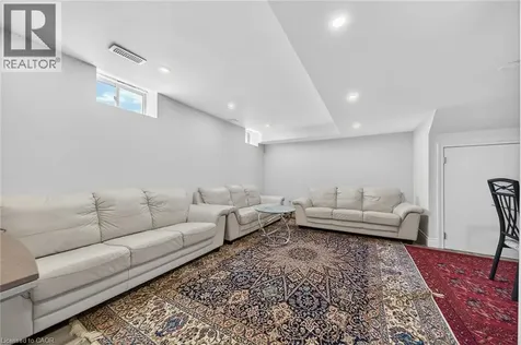 71 Foothills Lane Stoney Creek ON L8E 0K1