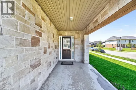 71 Foothills Lane Stoney Creek ON L8E 0K1