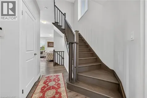 71 Foothills Lane Stoney Creek ON L8E 0K1