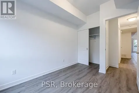41 Danforth Road Toronto (oakridge) ON M1L 0J6