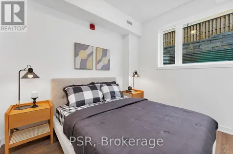 37 Danforth Road Toronto (oakridge) ON M1L 0J6
