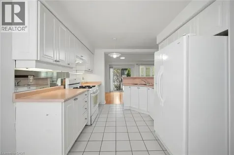 2275 Credit Valley Road Mississauga ON L5M 4N5