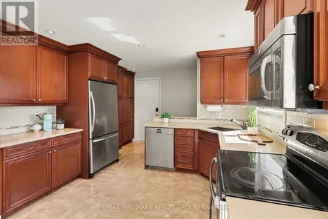 2640 Ulster Crescent Ottawa ON K1V 8J6