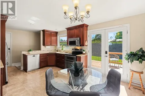 2640 Ulster Crescent Ottawa ON K1V 8J6