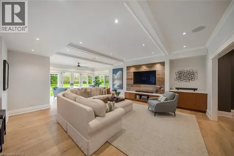 6502 Mcniven Road Burlington ON L7P 0K5