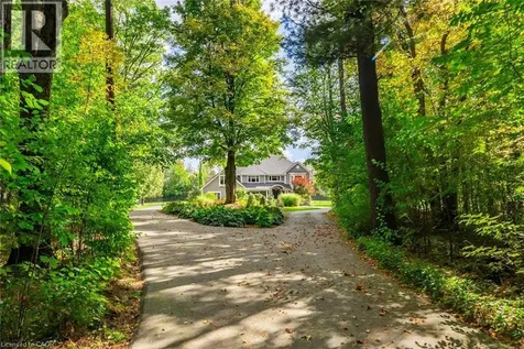 6502 Mcniven Road Burlington ON L7P 0K5