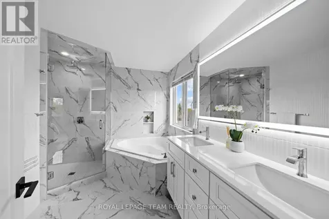 6936 Mary Anne Drive Ottawa ON K4P 0B9