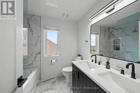 6936 Mary Anne Drive Ottawa ON K4P 0B9