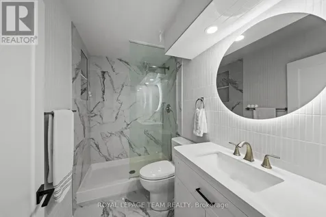 6936 Mary Anne Drive Ottawa ON K4P 0B9