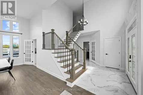 6936 Mary Anne Drive Ottawa ON K4P 0B9