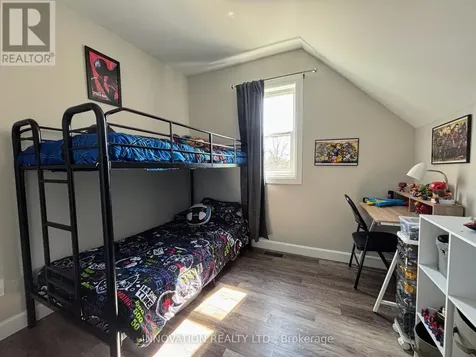 27 Anne Street Smiths Falls ON K7A 2R1