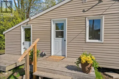 33 B Oakdale Lane Horton ON K7V 3Z8