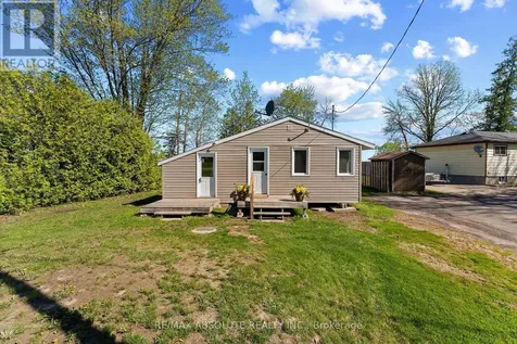 33 B Oakdale Lane Horton ON K7V 3Z8