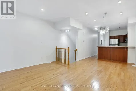 1048 Redtail Private Ottawa ON K1J 0A9