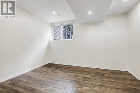 1048 Redtail Private Ottawa ON K1J 0A9