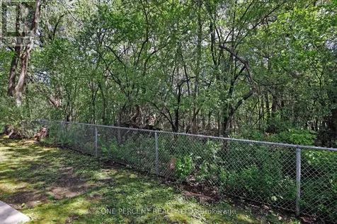 1048 Redtail Private Ottawa ON K1J 0A9