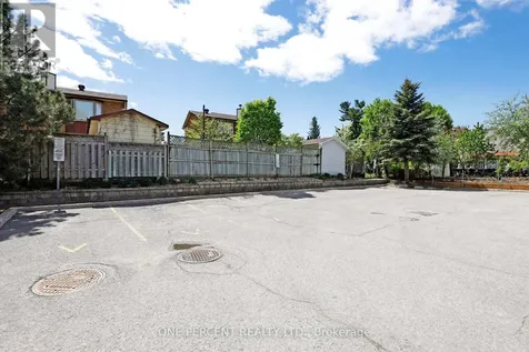 1048 Redtail Private Ottawa ON K1J 0A9