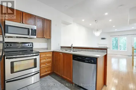 1048 Redtail Private Ottawa ON K1J 0A9