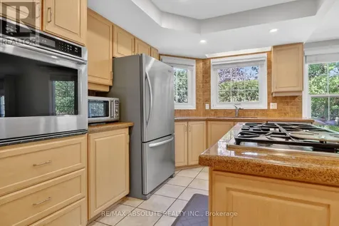 11 Mancil Drive Ottawa ON K2J 2K5
