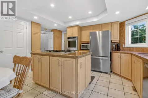 11 Mancil Drive Ottawa ON K2J 2K5