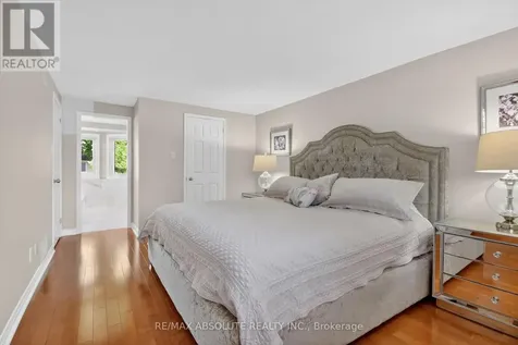 11 Mancil Drive Ottawa ON K2J 2K5