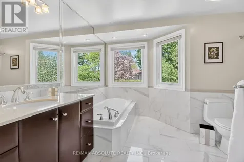 11 Mancil Drive Ottawa ON K2J 2K5