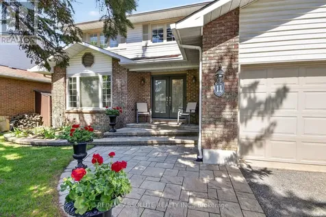 11 Mancil Drive Ottawa ON K2J 2K5