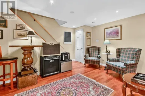11 Mancil Drive Ottawa ON K2J 2K5