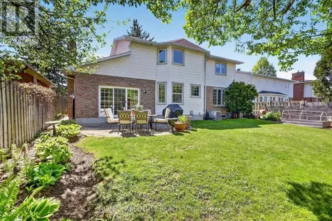 11 Mancil Drive Ottawa ON K2J 2K5