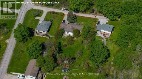 105 Maple Grove Lane Georgian Bluffs ON N4K 0G2