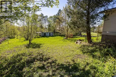 105 Maple Grove Lane Georgian Bluffs ON N4K 0G2