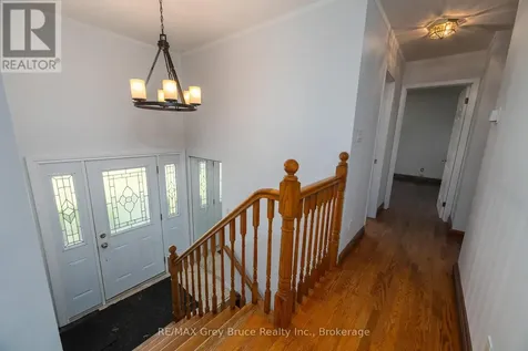 105 Maple Grove Lane Georgian Bluffs ON N4K 0G2