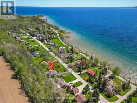 154 Macintosh Drive Georgian Bluffs ON N0H 1S0