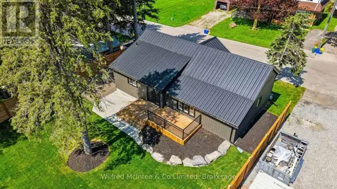 550 Wellington Street Minto ON N4W 3G9