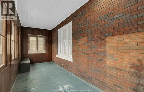 930 Church Street Windsor ON N9A 4T9