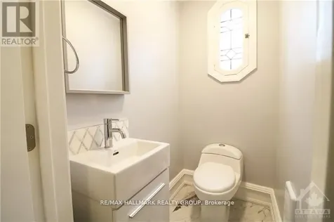 205 Blackburn Avenue Ottawa ON K1N 8A9