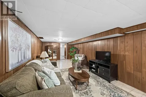 1131 Deer Park Road Ottawa ON K2E 6G7