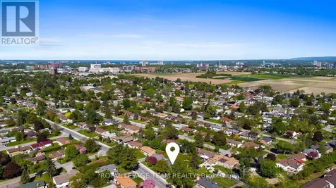 1131 Deer Park Road Ottawa ON K2E 6G7