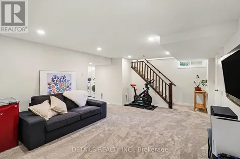 805 Smyth Road Ottawa ON K1G 1P2