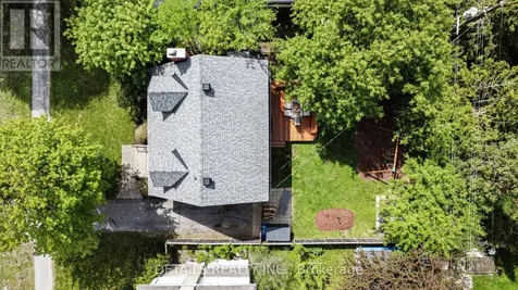 805 Smyth Road Ottawa ON K1G 1P2