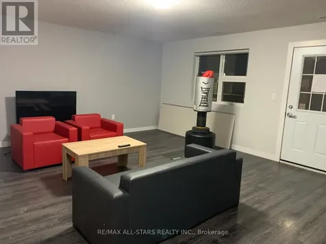 338 Albert Street Waterloo ON N2L 3T8
