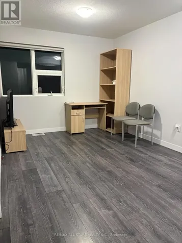 338 Albert Street Waterloo ON N2L 3T8