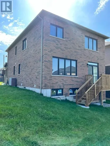 33 Wintergreen Crescent Haldimand ON N3W 0H9