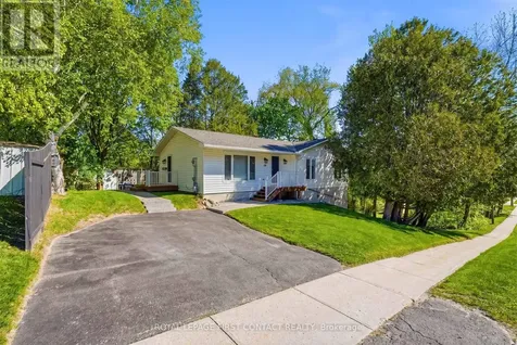 312 Barnett Avenue Midland ON L4R 4Z8