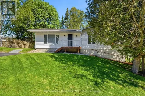 312 Barnett Avenue Midland ON L4R 4Z8